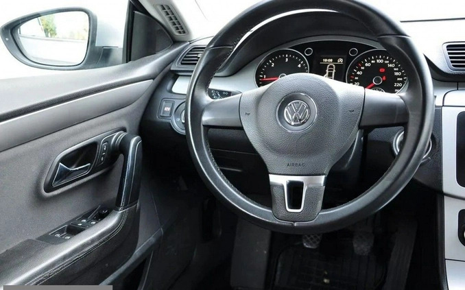 Volkswagen CC cena 31900 przebieg: 231000, rok produkcji 2010 z Olecko małe 742